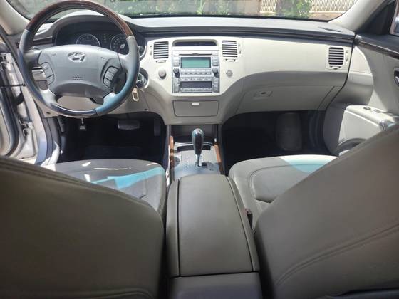 HYUNDAI AZERA 3.3 MPFI GLS SEDAN V6 24V GASOLINA 4P AUTOMÁTICO